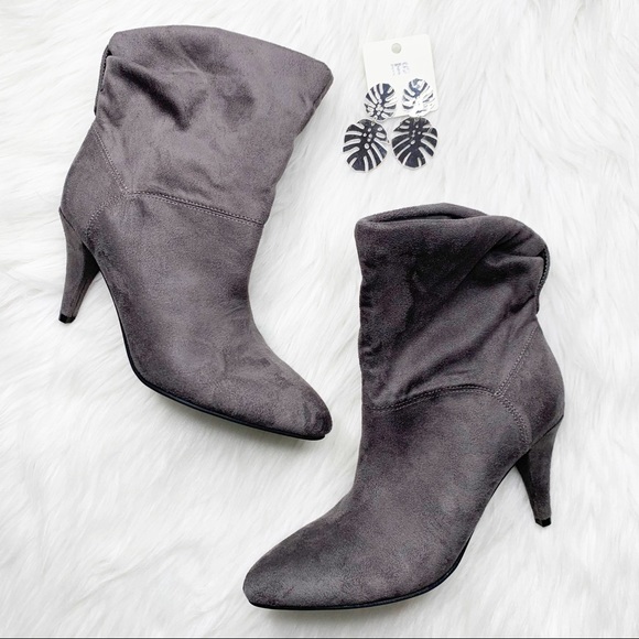 Unisa Shoes - UNISA Miola Gray Faux Suede Ankle Bootie Size 8M